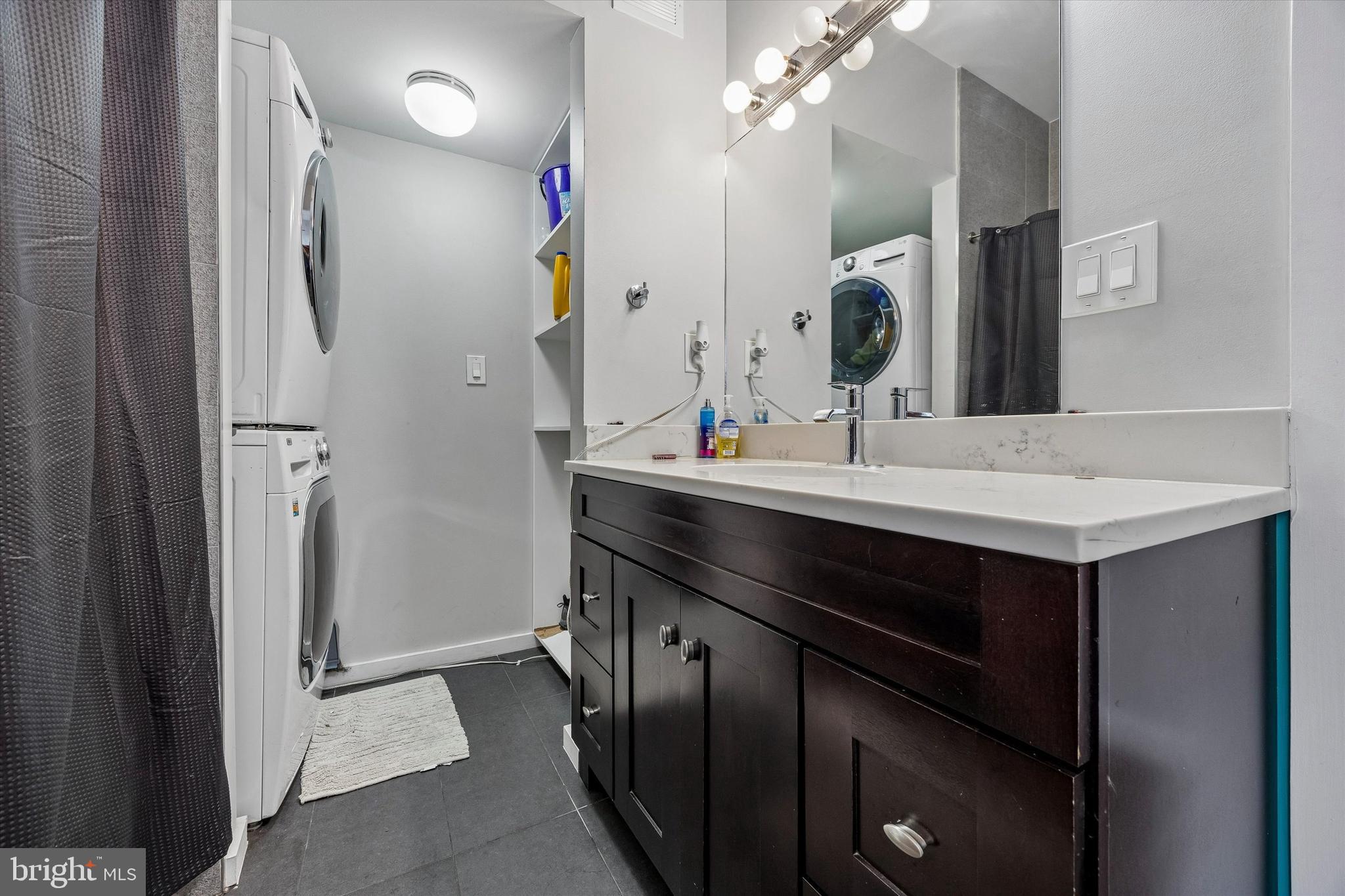 STRAWBERRY MANSION - Residential