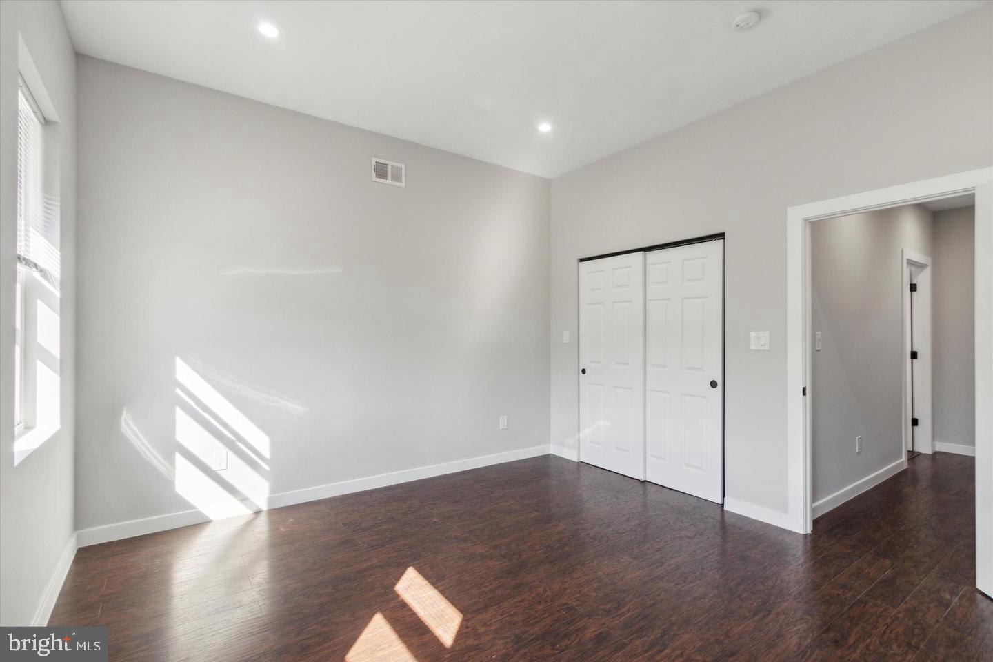 STRAWBERRY MANSION - Residential