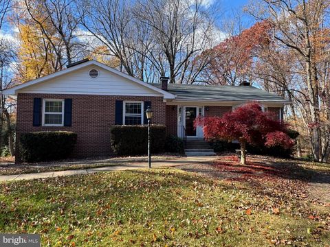 3142 SEARSMONT PLACE HERNDON VA 20171