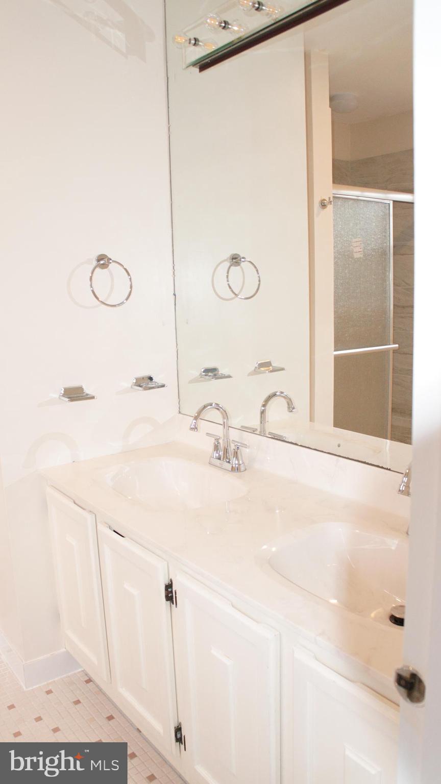 SOUTHFIELD - Residential