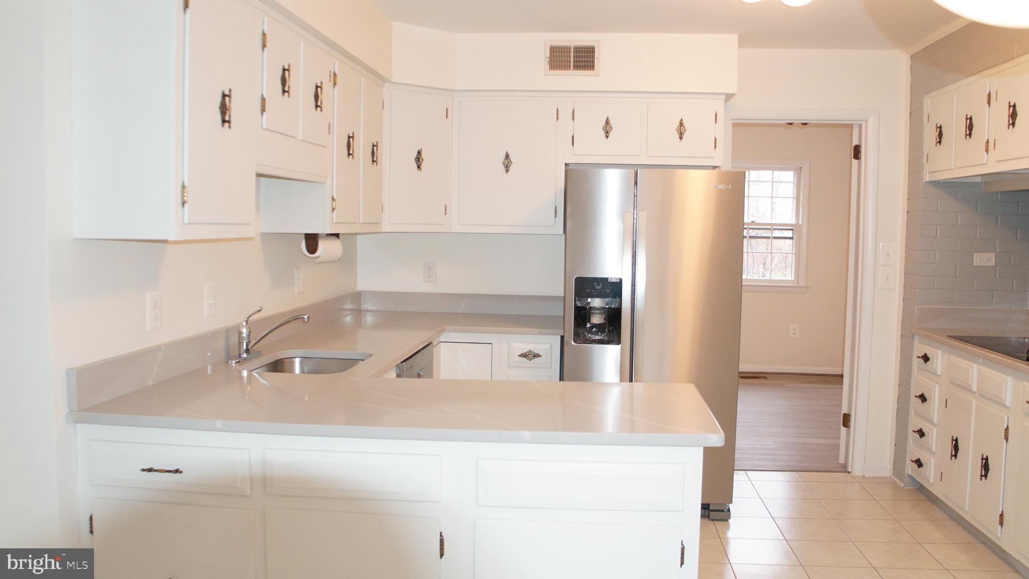 3142 SEARSMONT PLACE