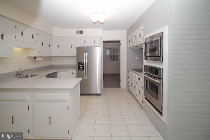 3142 SEARSMONT PLACE