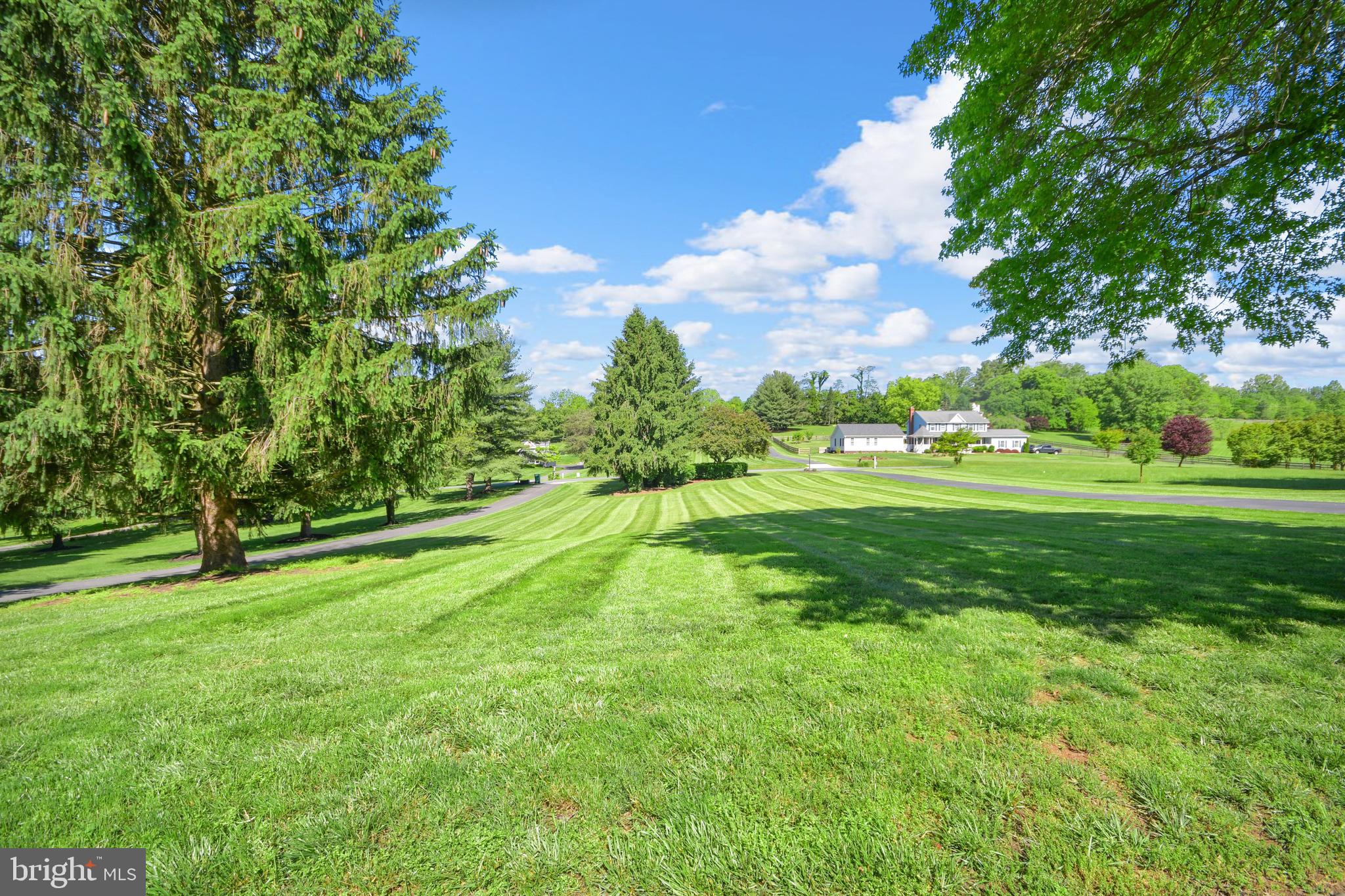 HOPE VALLEY HILLS - Residential