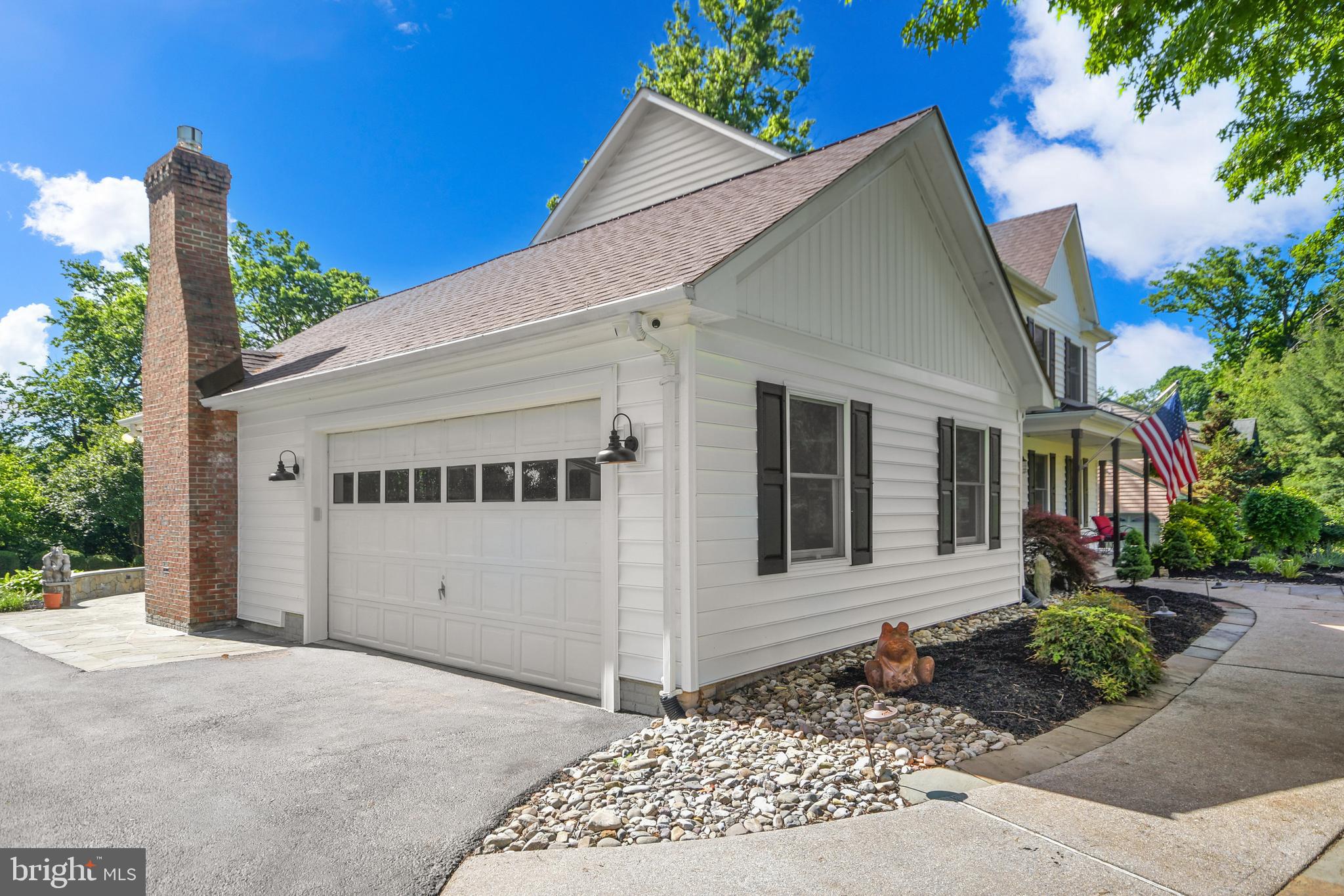 HOPE VALLEY HILLS - Residential