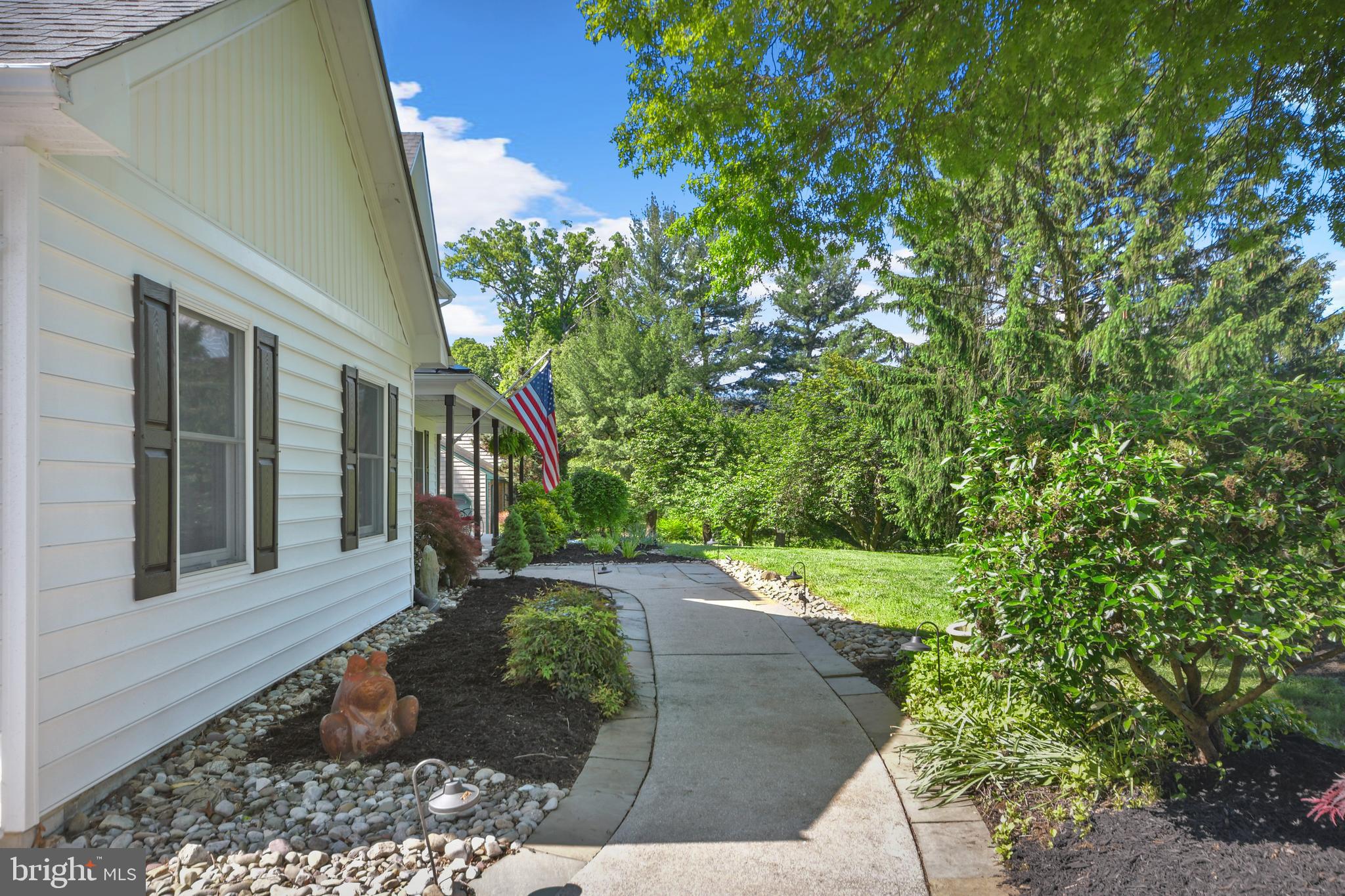 HOPE VALLEY HILLS - Residential