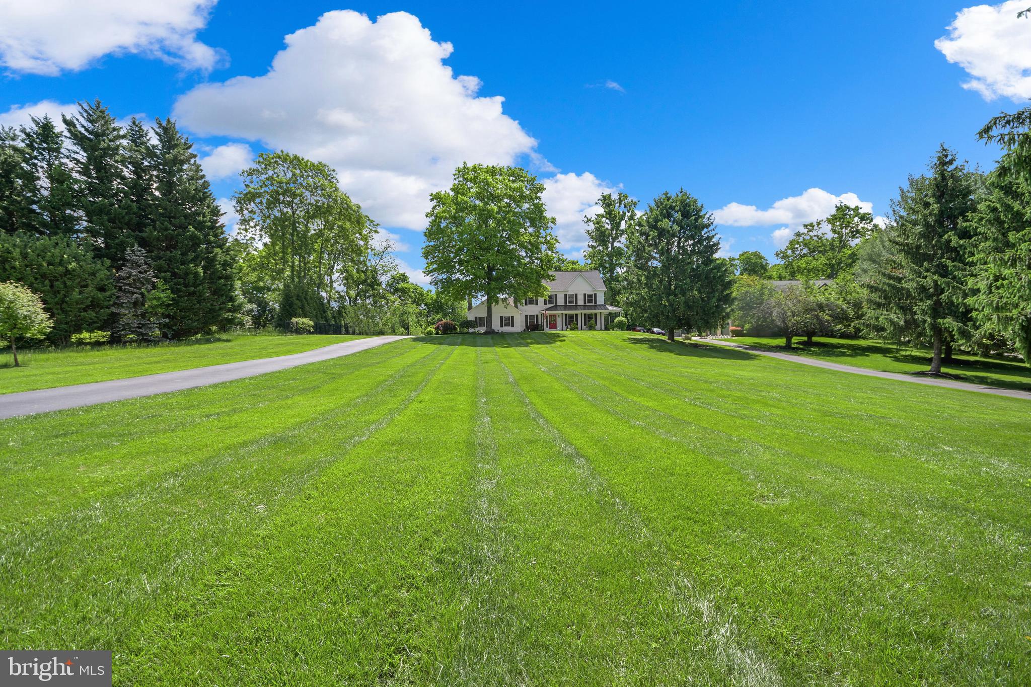 HOPE VALLEY HILLS - Residential