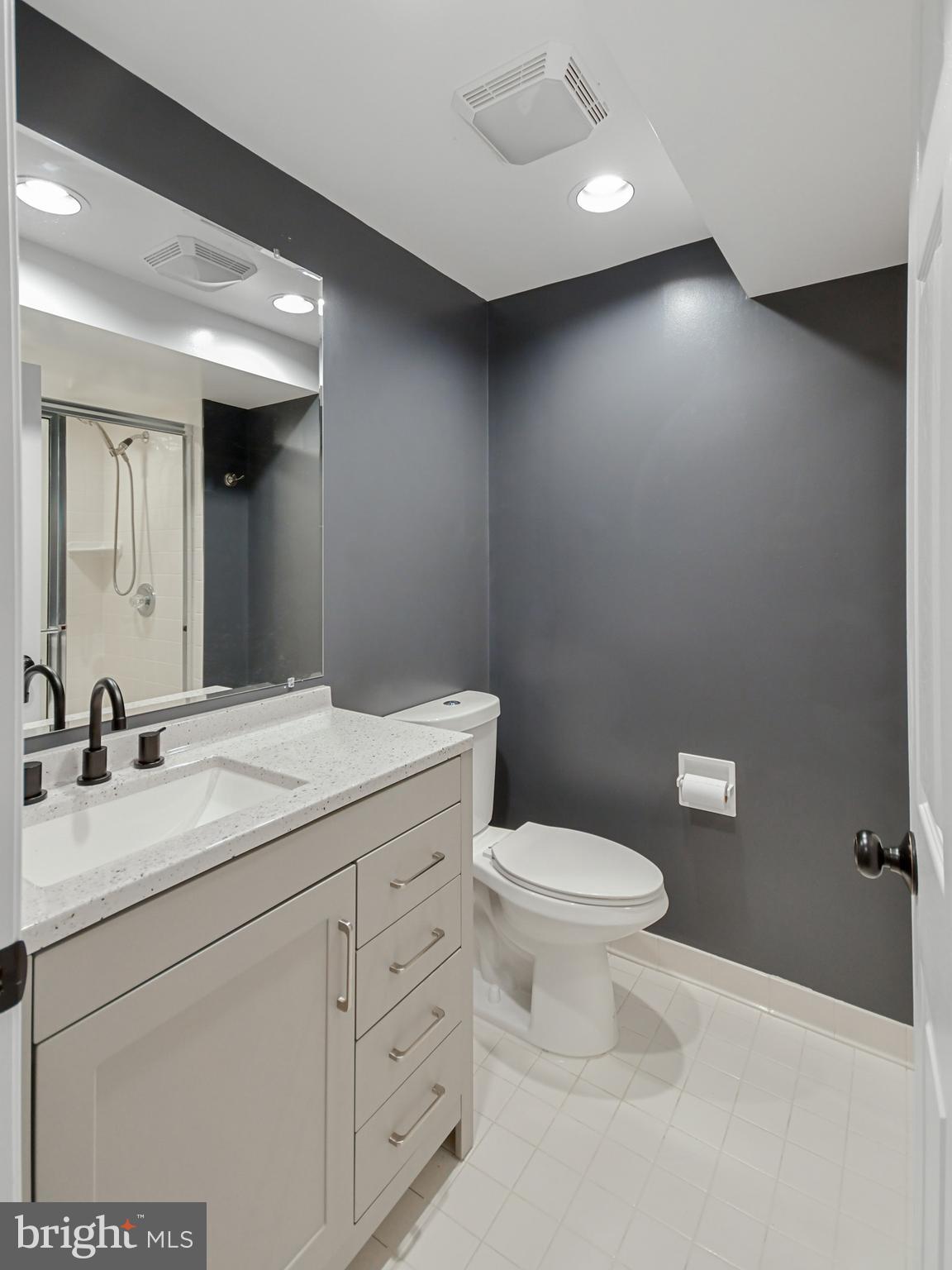 HOPE VALLEY HILLS - Residential