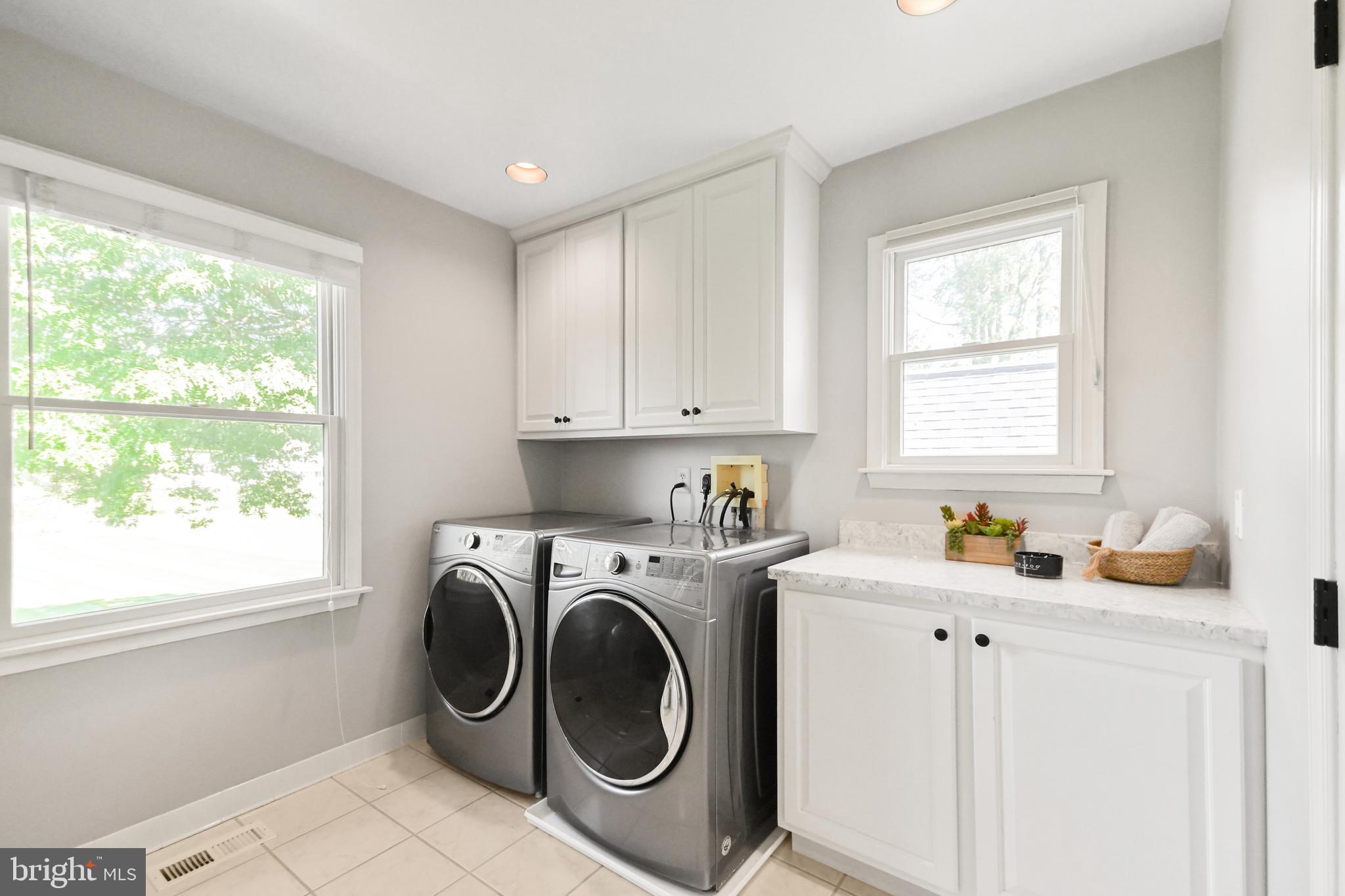 HOPE VALLEY HILLS - Residential