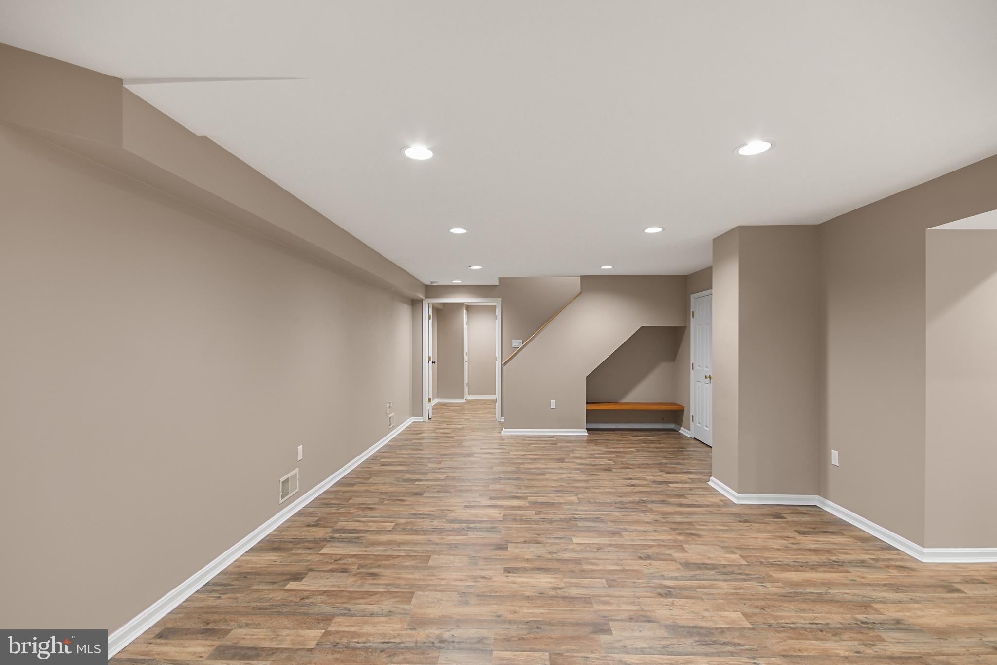 HOPE VALLEY HILLS - Residential