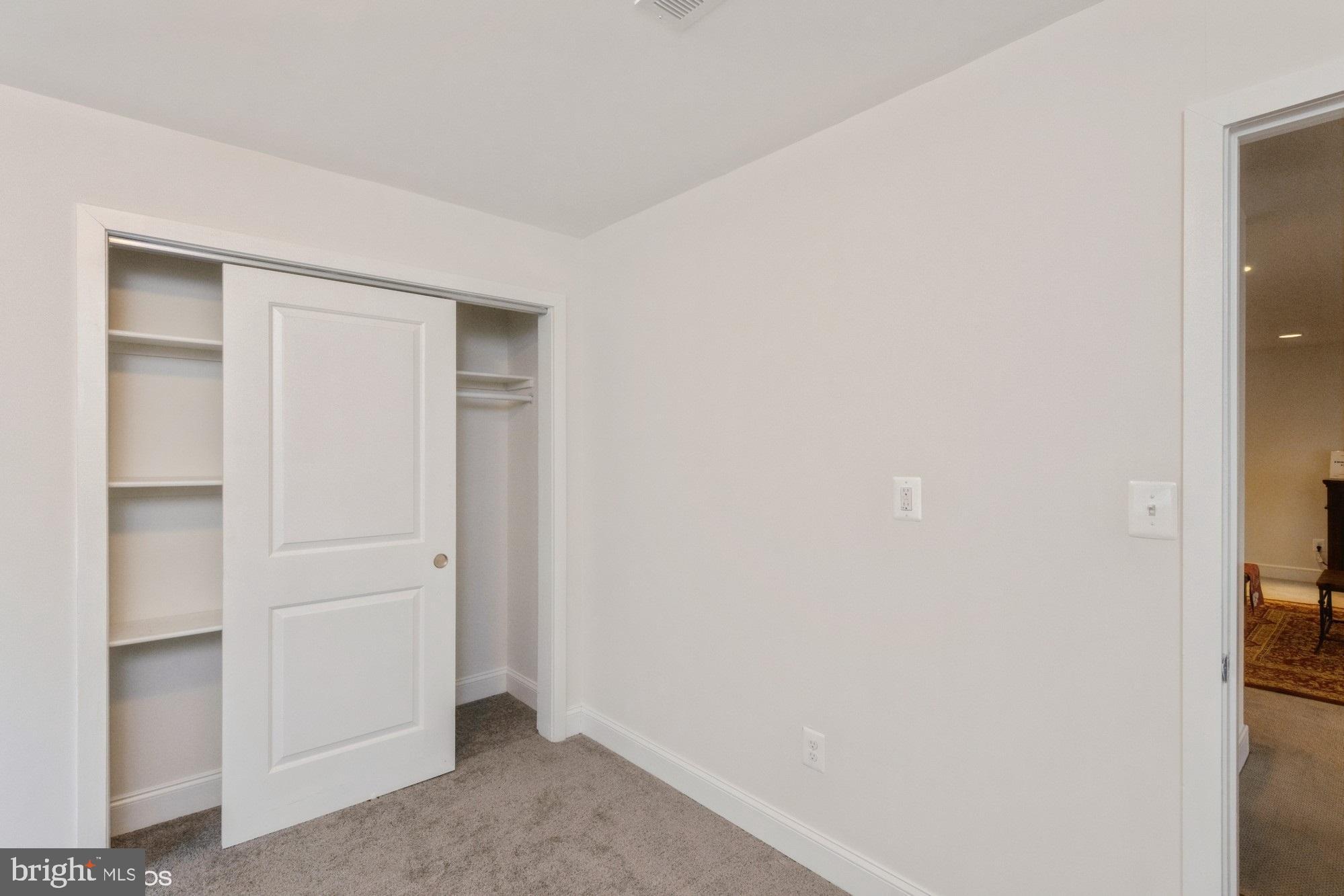 PROSPERITY PLAINS - Residential Lease