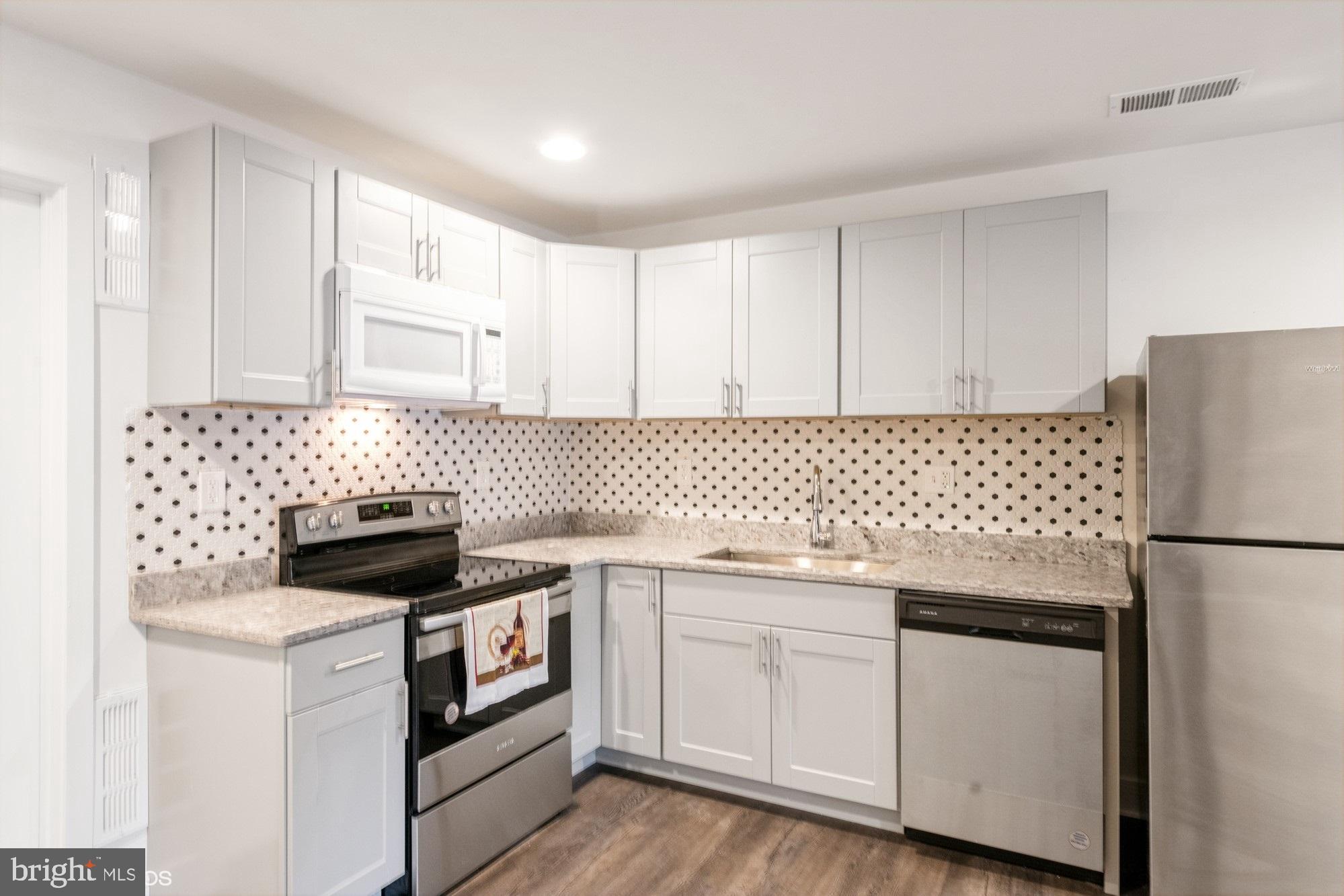 PROSPERITY PLAINS - Residential Lease