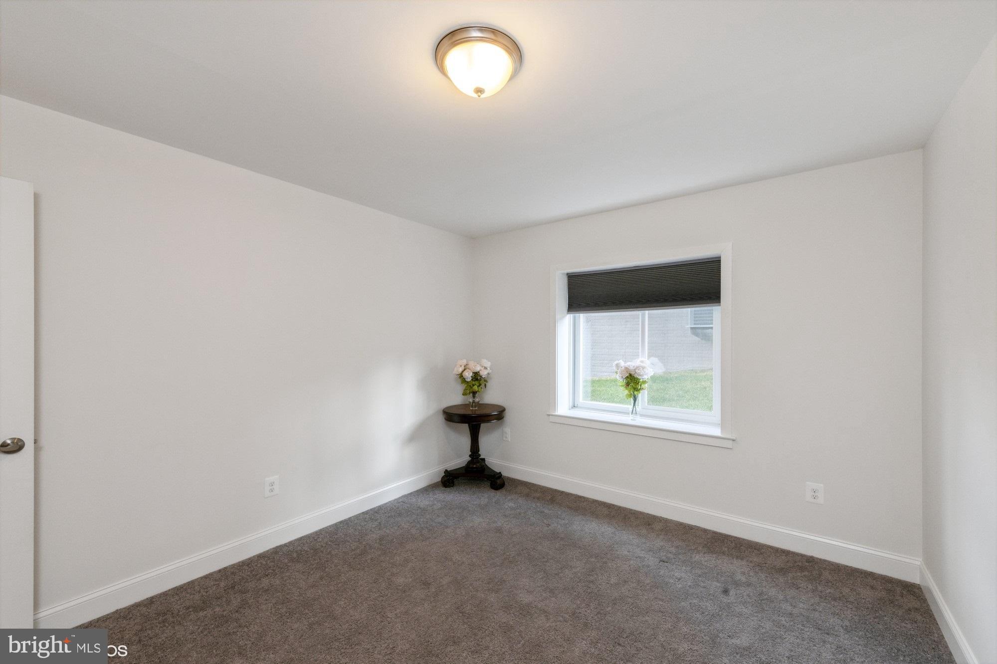 PROSPERITY PLAINS - Residential Lease