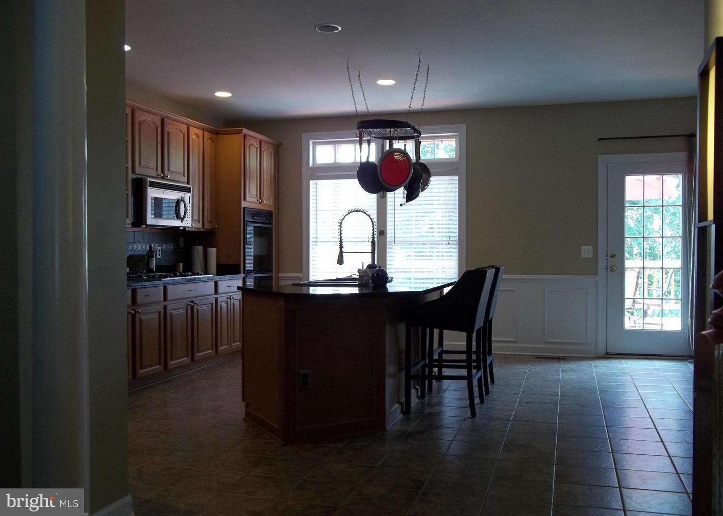 SOUTH RIDING - Residential Lease