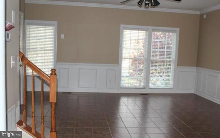 SOUTH RIDING - Residential Lease