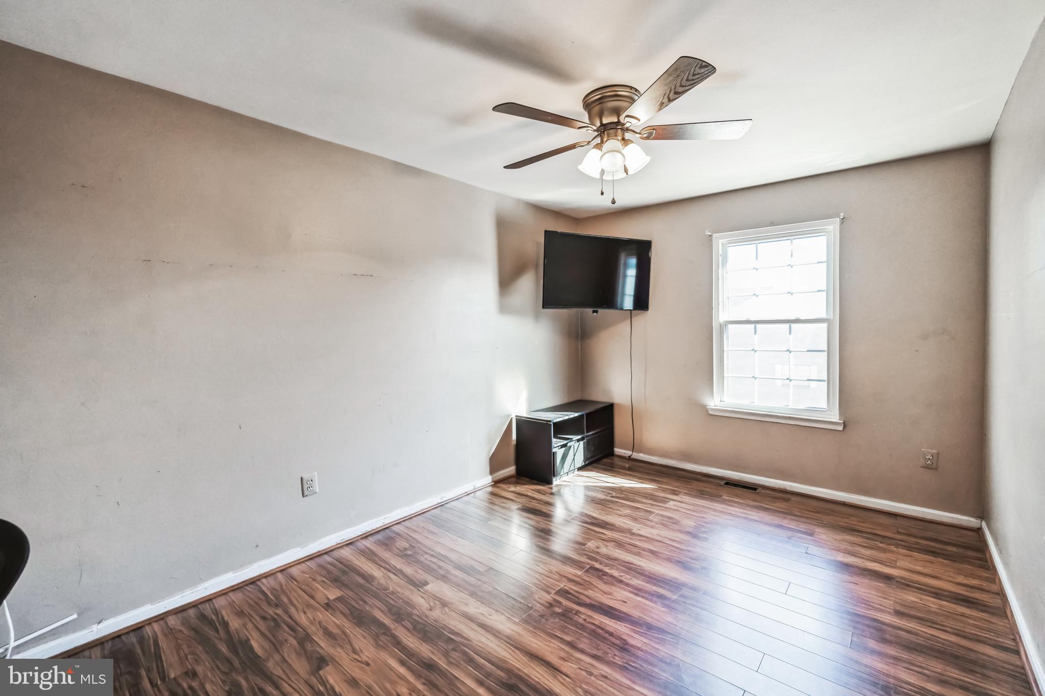 LAUREL LAKES PLAT 3 - Residential