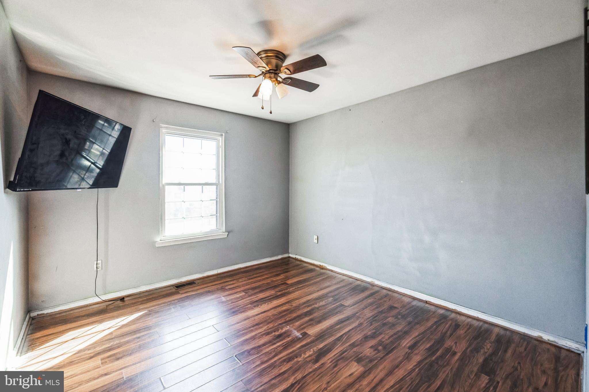 LAUREL LAKES PLAT 3 - Residential