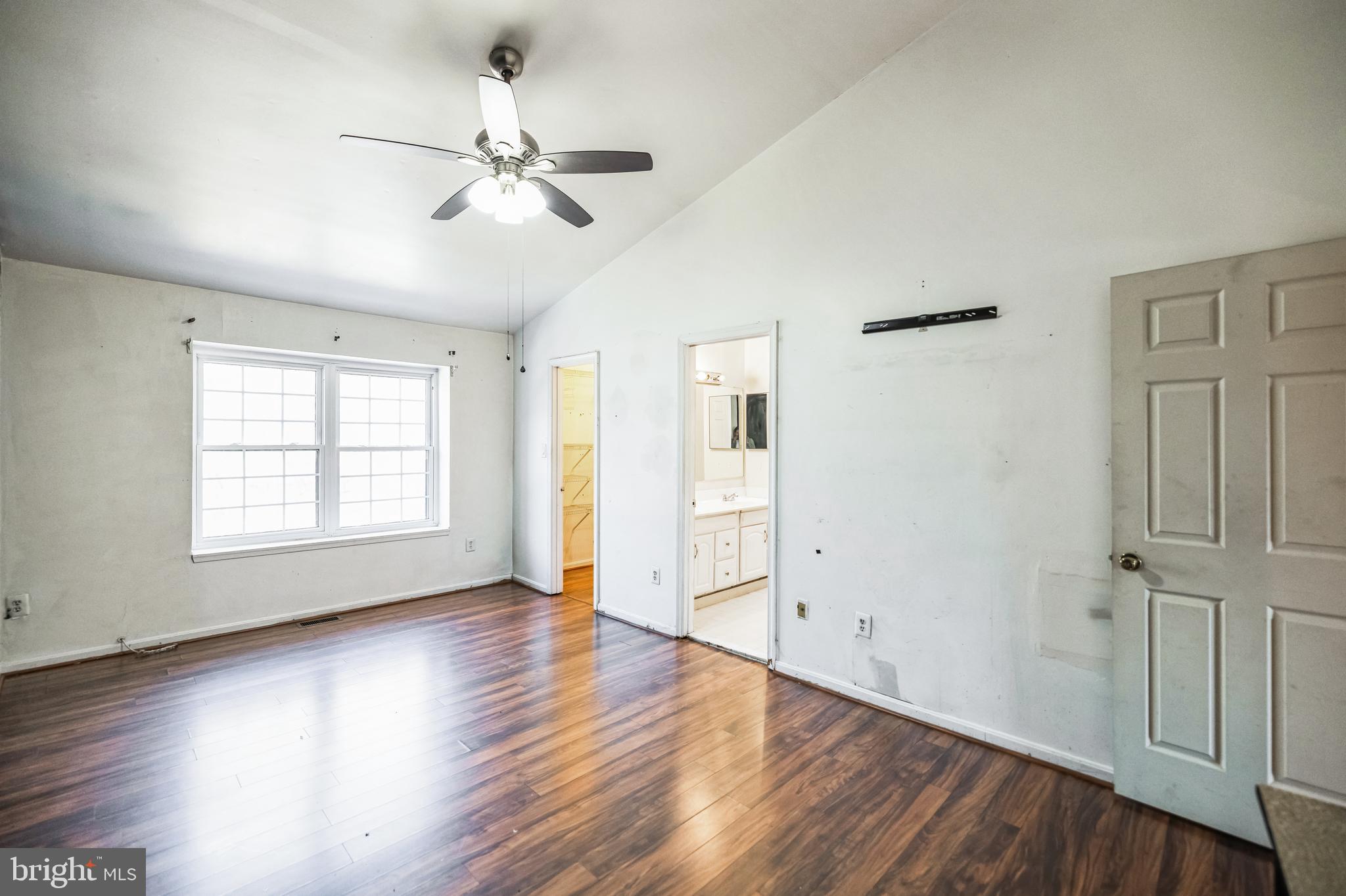 LAUREL LAKES PLAT 3 - Residential