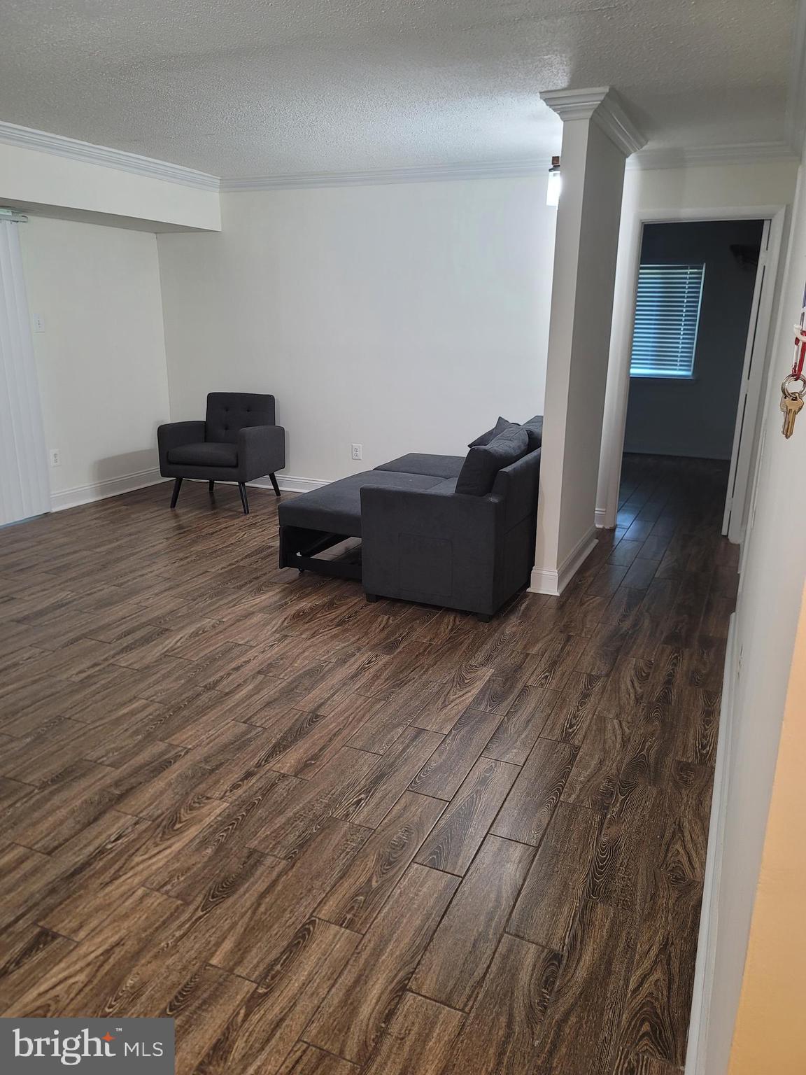 3808 LARAMIE PLACE B