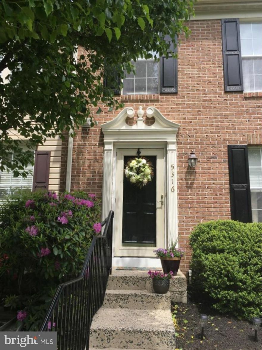 Super convenient to I-95, 3 BR, 2.5 BA brick front townhouse with 2 level bump-out, move-in ready! Hardwood first floor, ceramic baths. Ceramic flooring and wood-burning fireplace in spacious walk-out lower level, stainless appliances, Corian counter, sun room off kitchen. Deck and patio, lots of unassigned parking and storage in laundry room. Lovely home fronts to wooded open space!