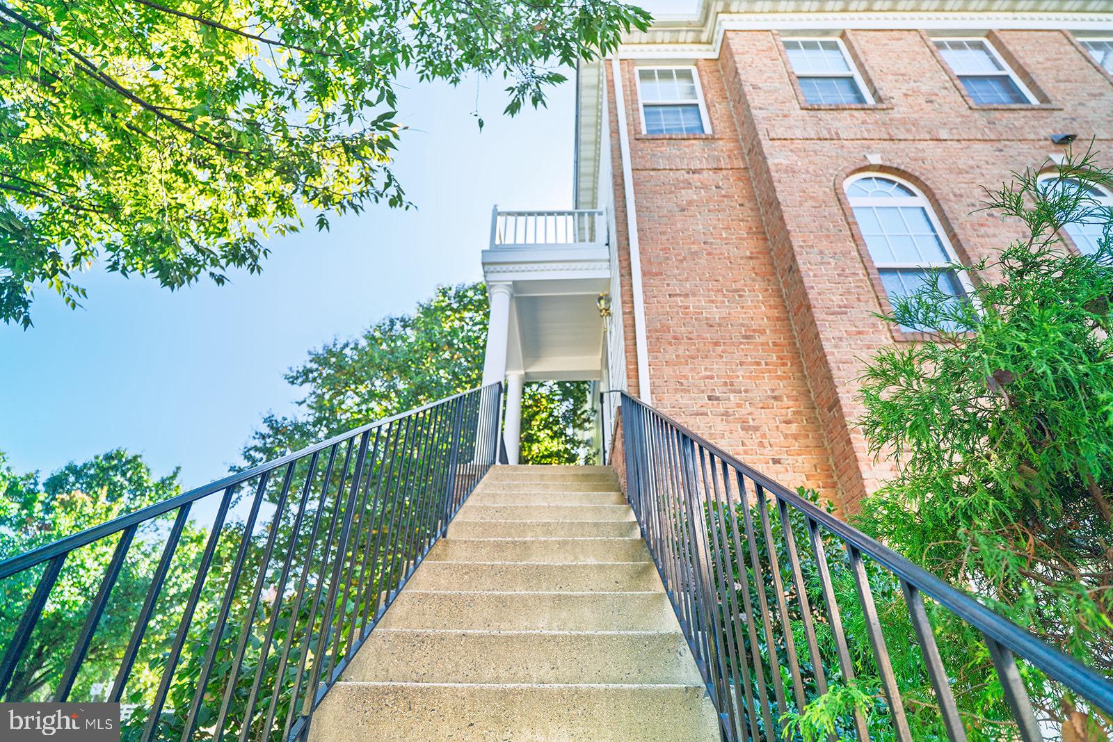 43793 STEINBECK SQUARE