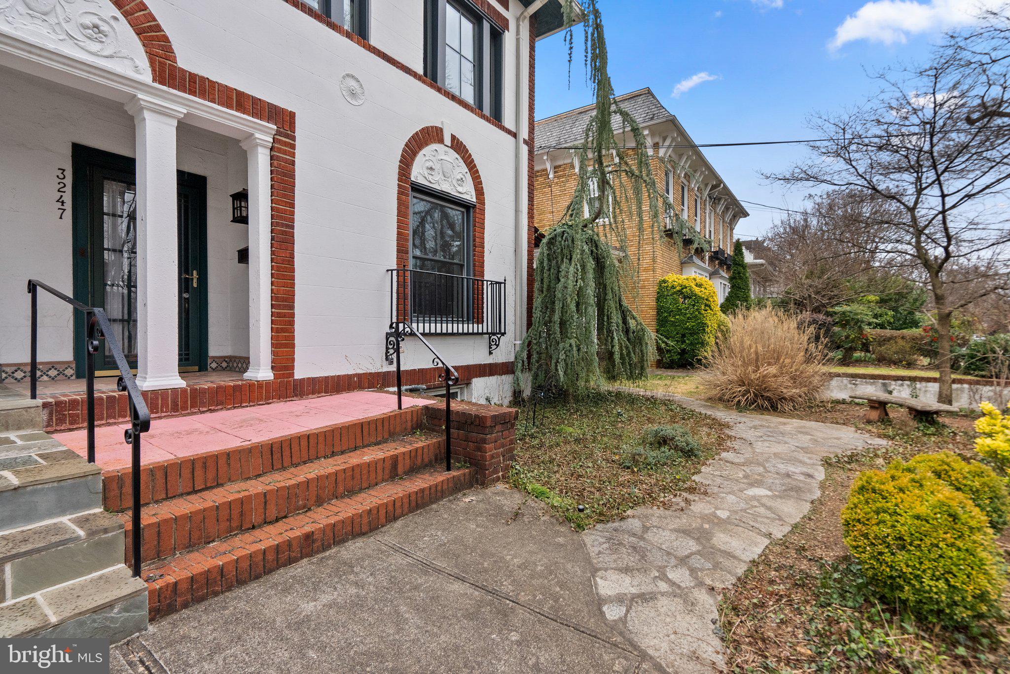 3247 38TH STREET NW