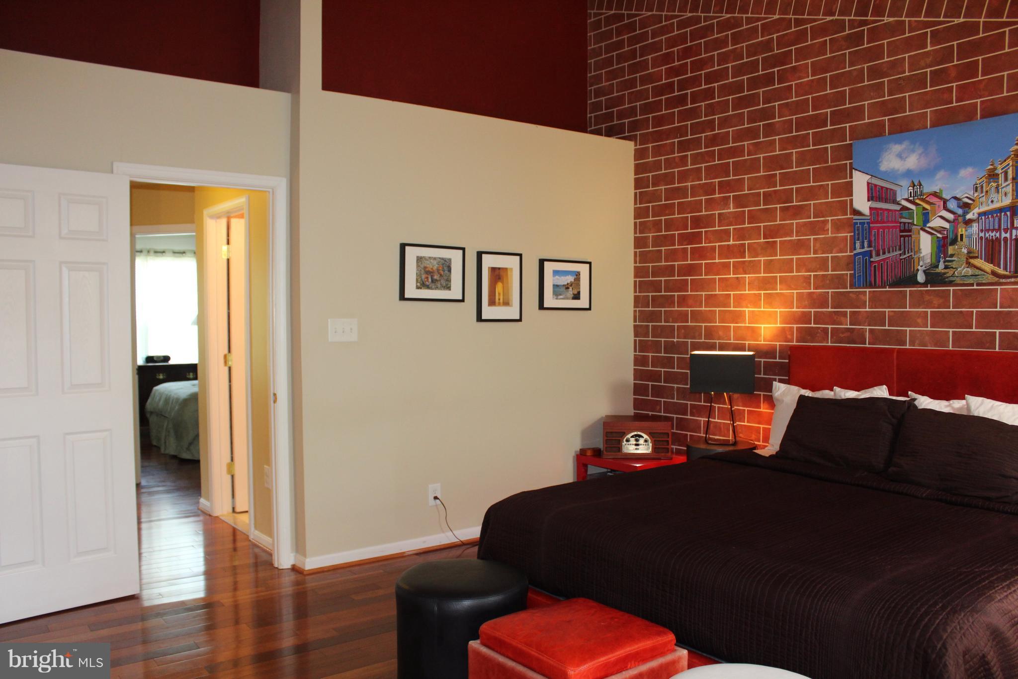 HEATHER GLEN MANOR - Residential