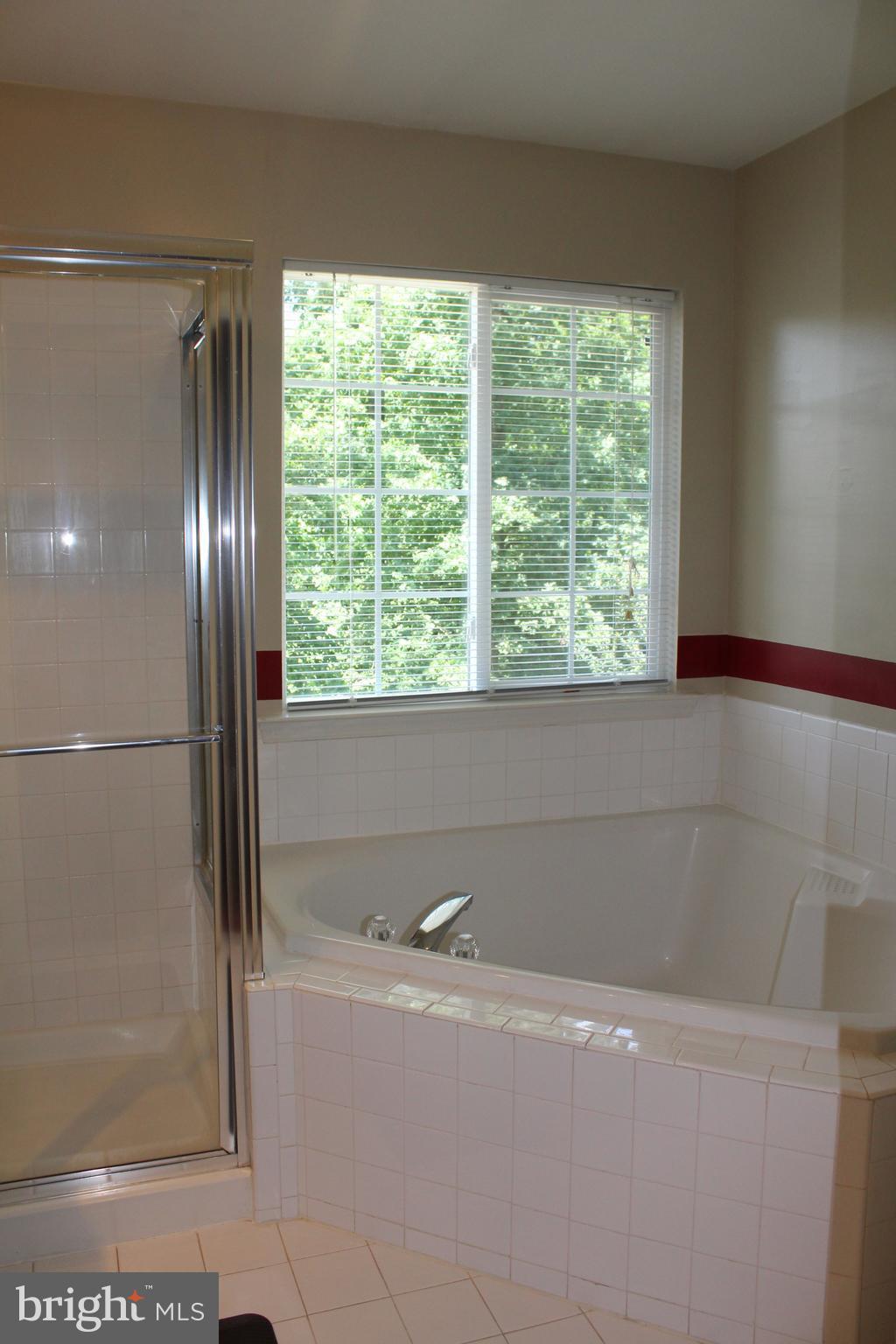 HEATHER GLEN MANOR - Residential