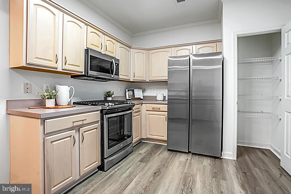 WOODLAND WALK - Residential