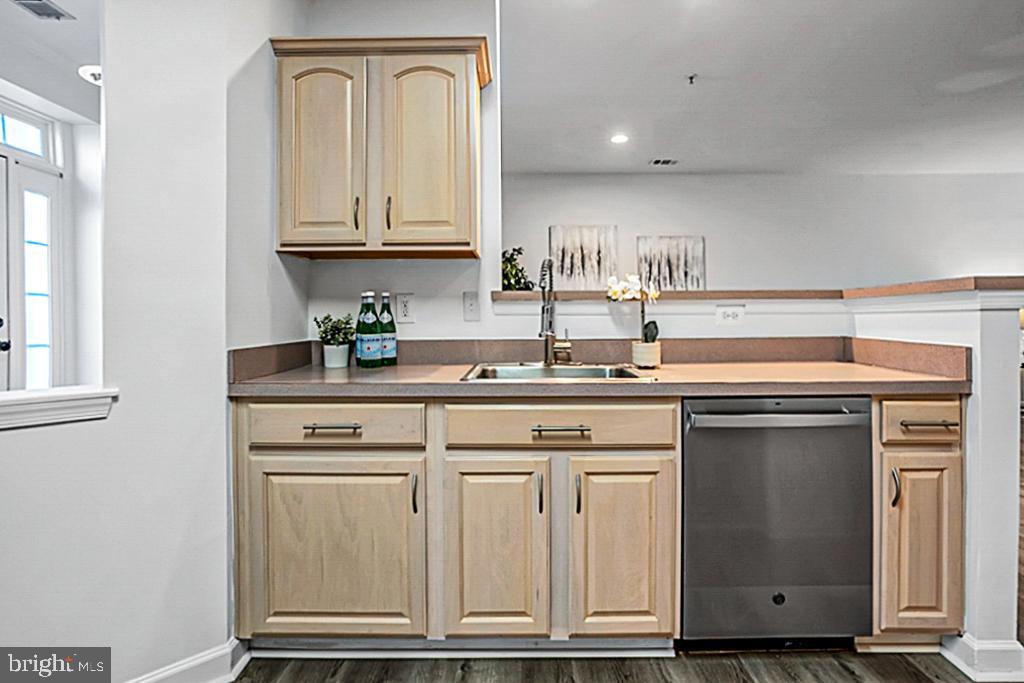 WOODLAND WALK - Residential