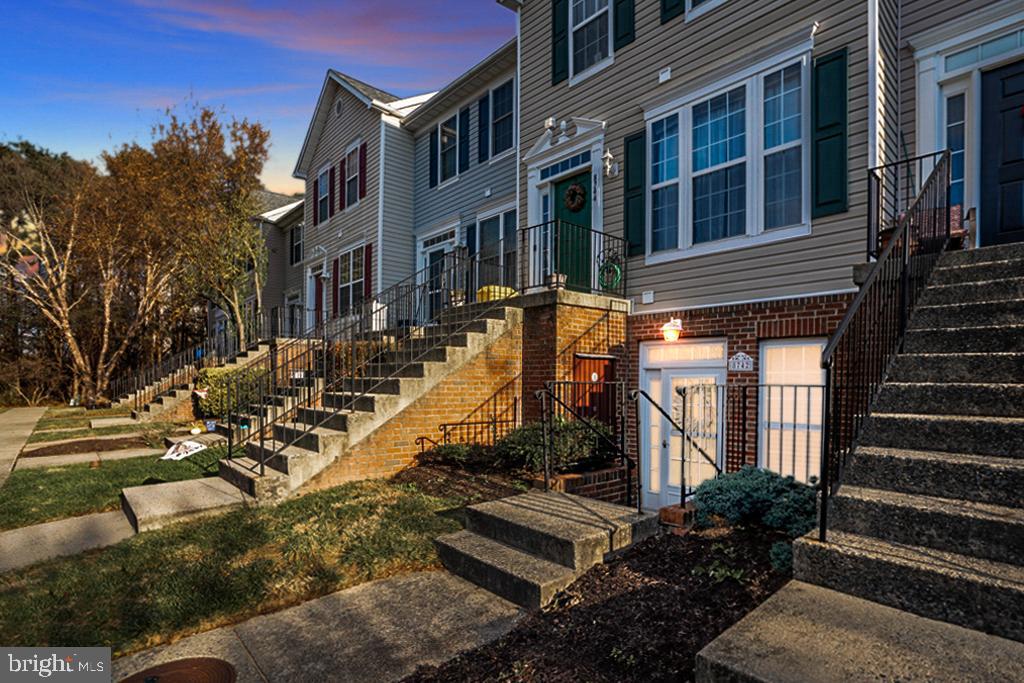 WOODLAND WALK - Residential