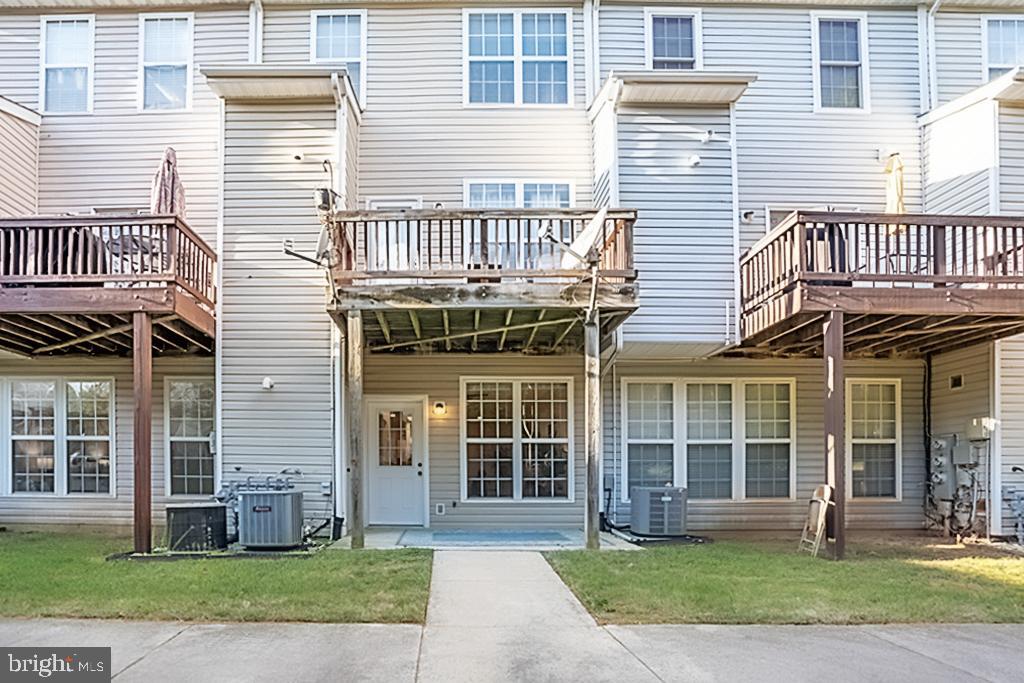 WOODLAND WALK - Residential