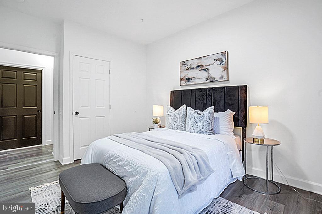 WOODLAND WALK - Residential