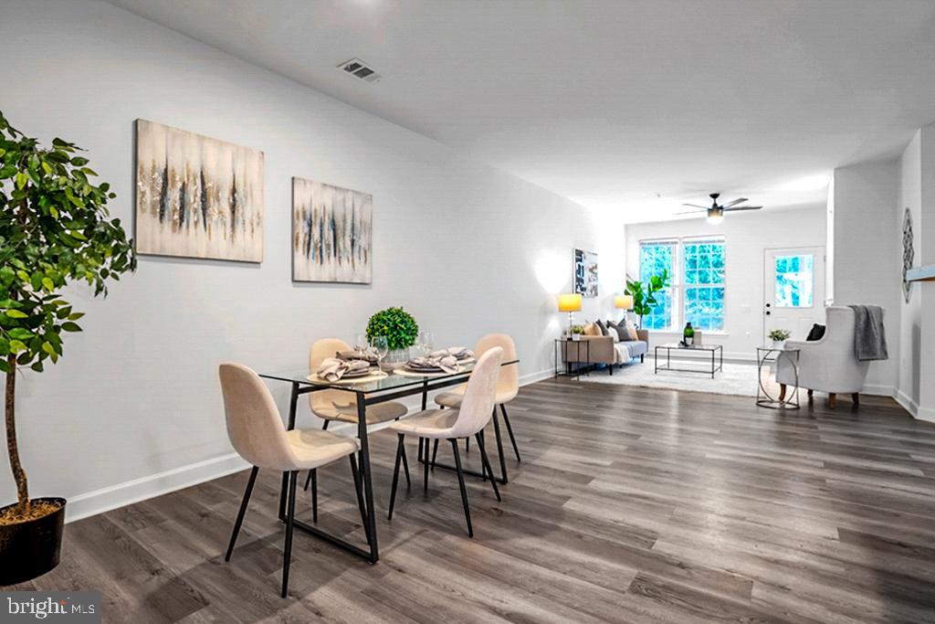 WOODLAND WALK - Residential