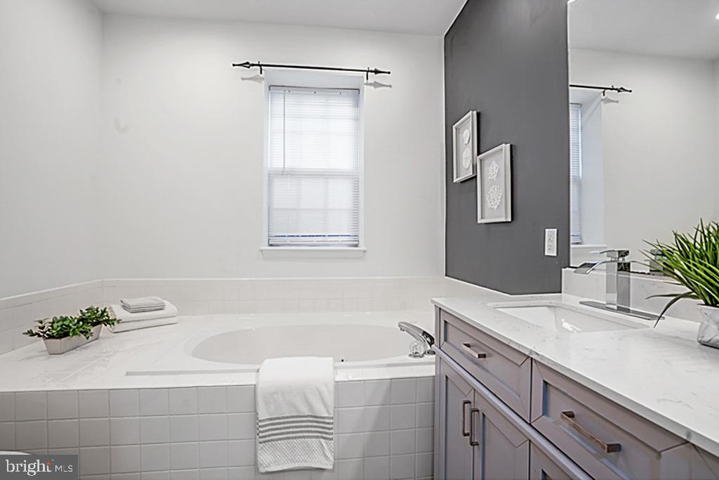 WOODLAND WALK - Residential