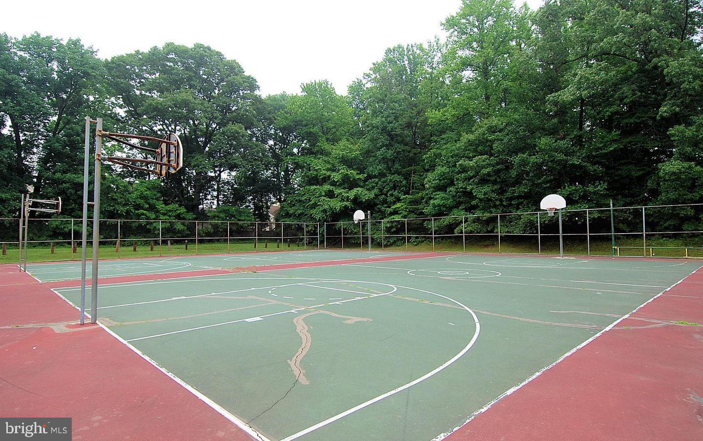 WOODLAND WALK - Residential