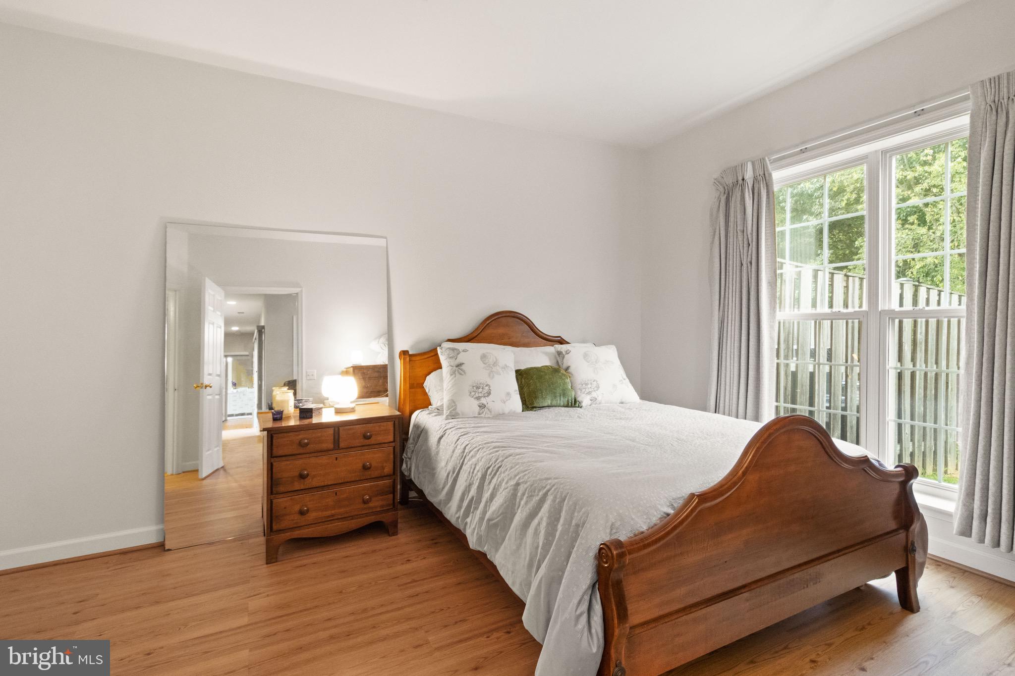 OVERLOOK CONDOMINIUM - Residential