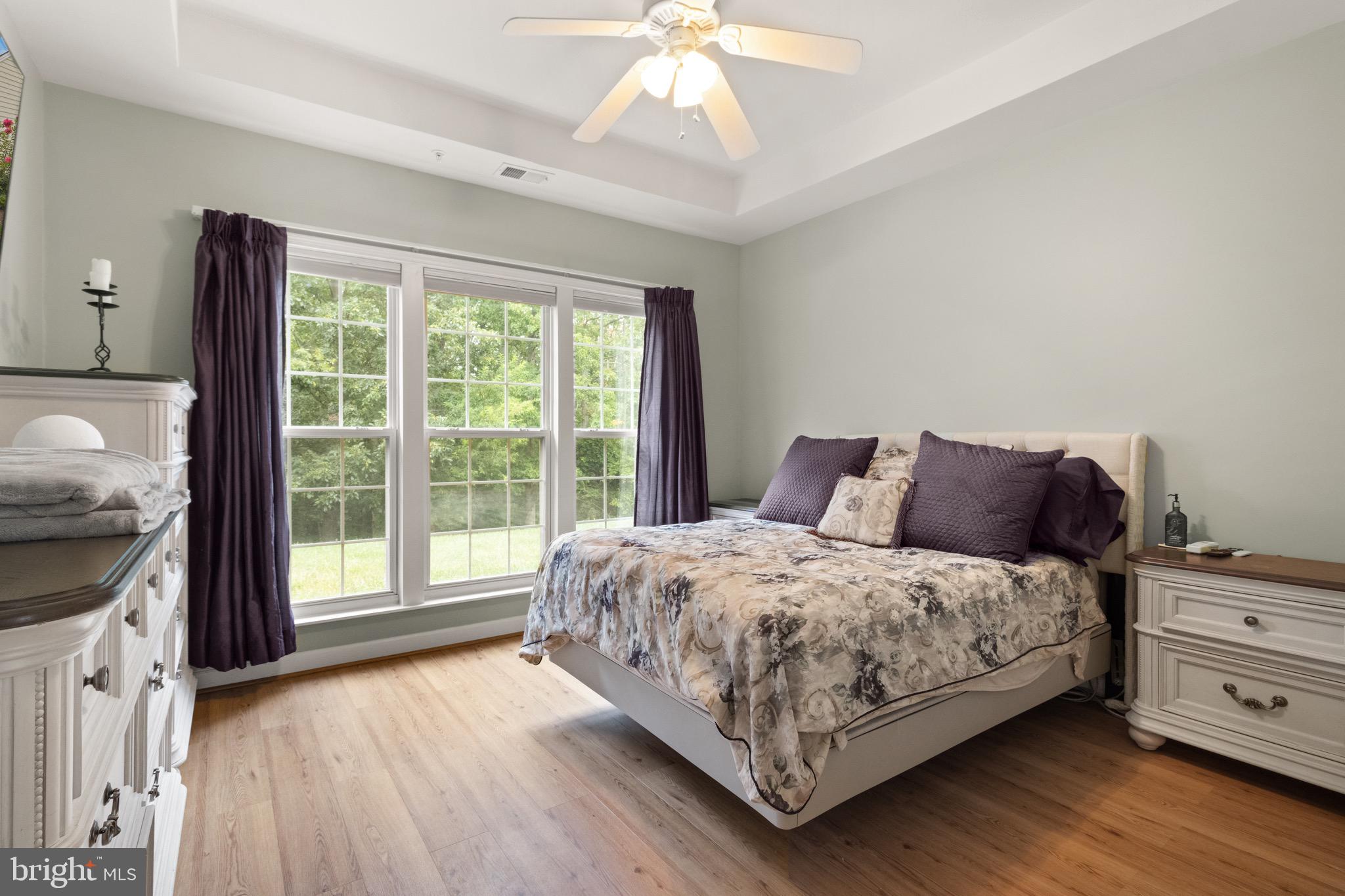 OVERLOOK CONDOMINIUM - Residential