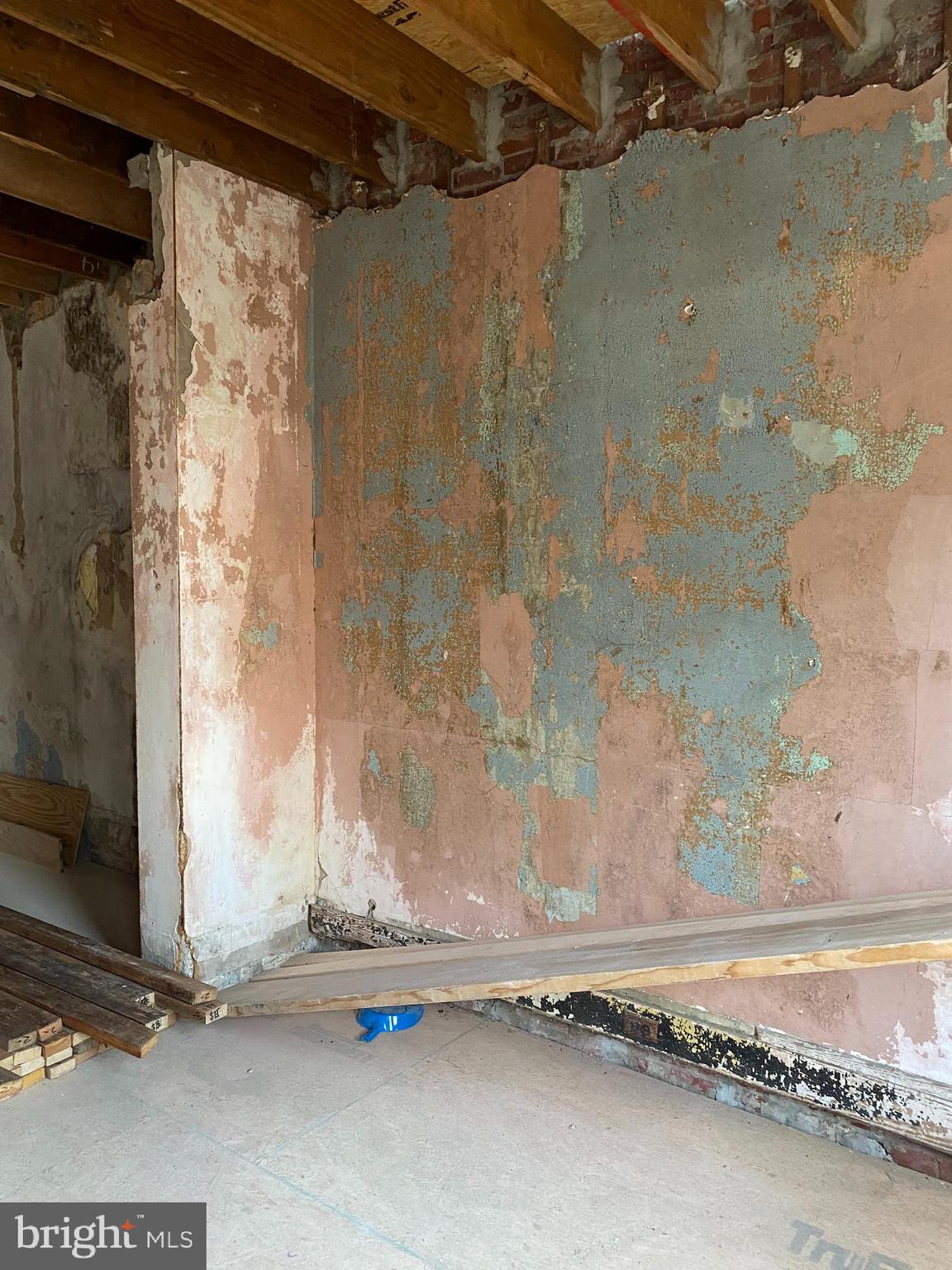 MIDDLE EAST - Residential