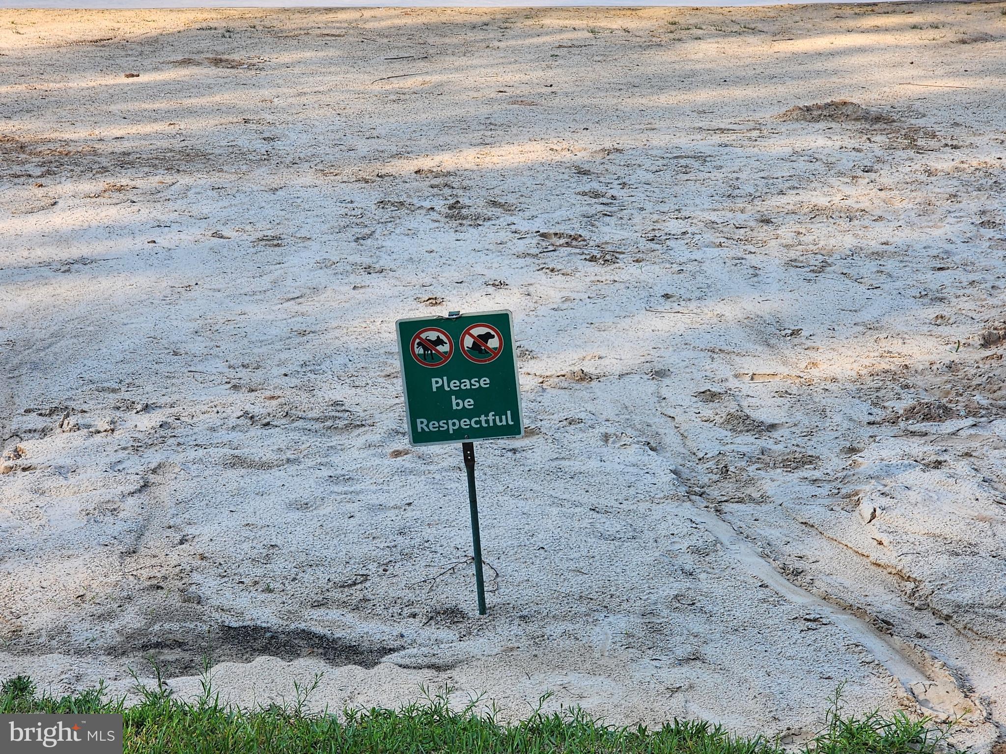 LAKE FERNDALE - Land