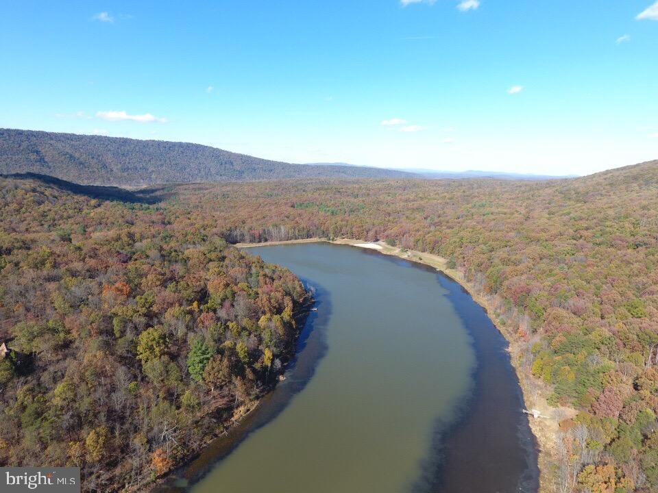 LAKE FERNDALE - Land