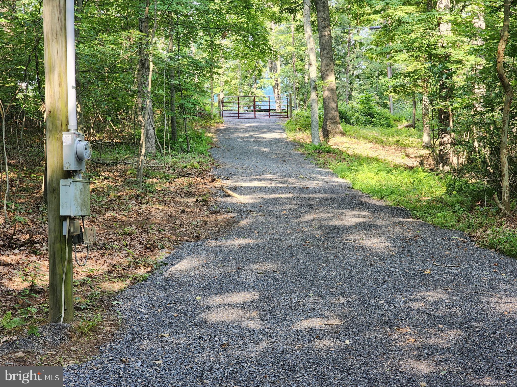 LAKE FERNDALE - Land
