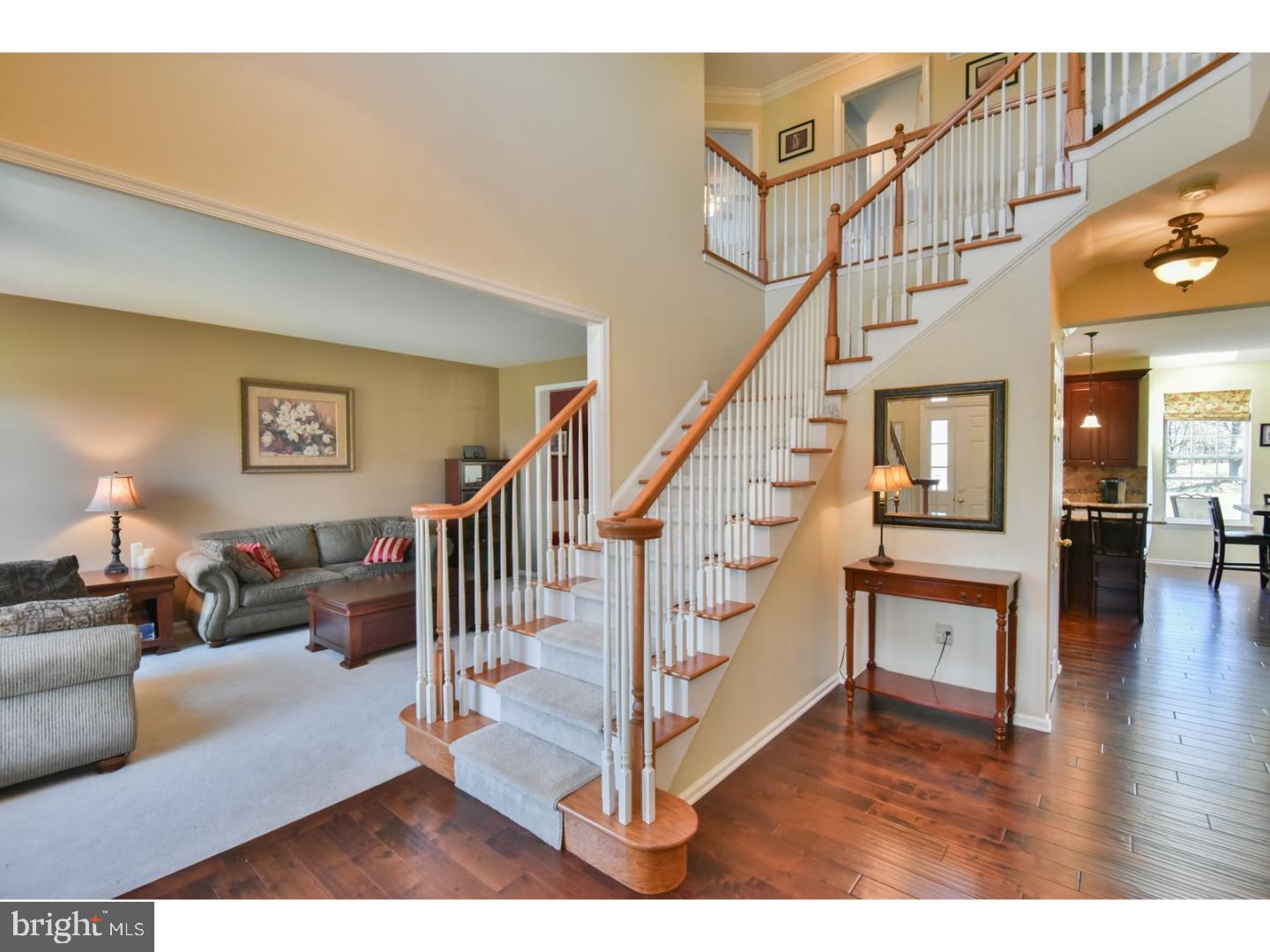 SPRING RIDGE - Residential