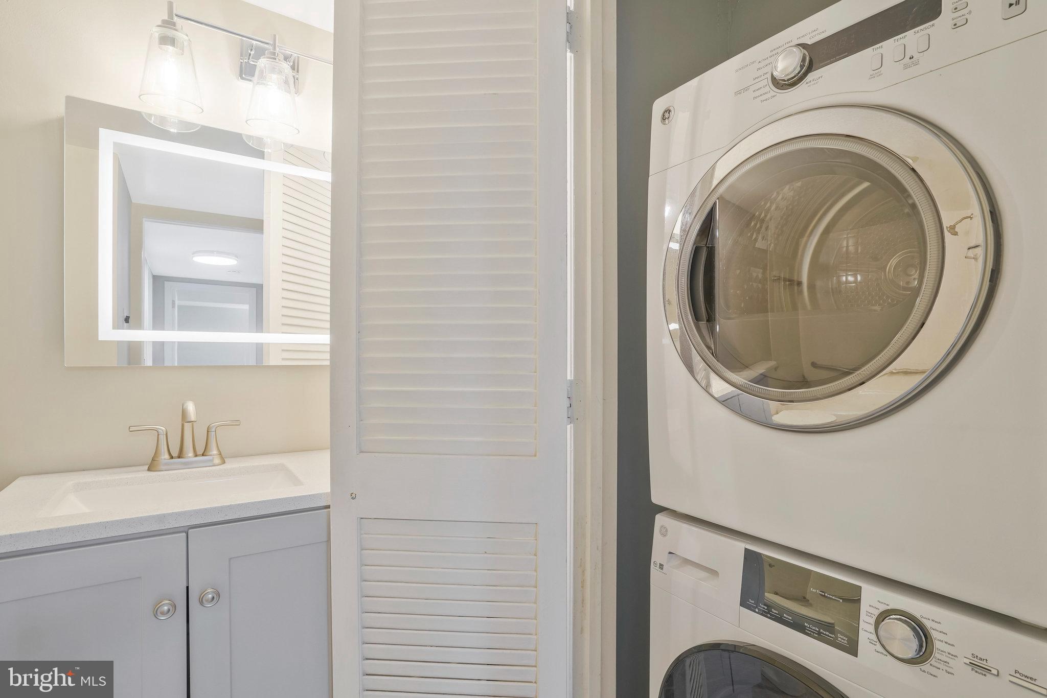 TOWER VILLAS - Residential