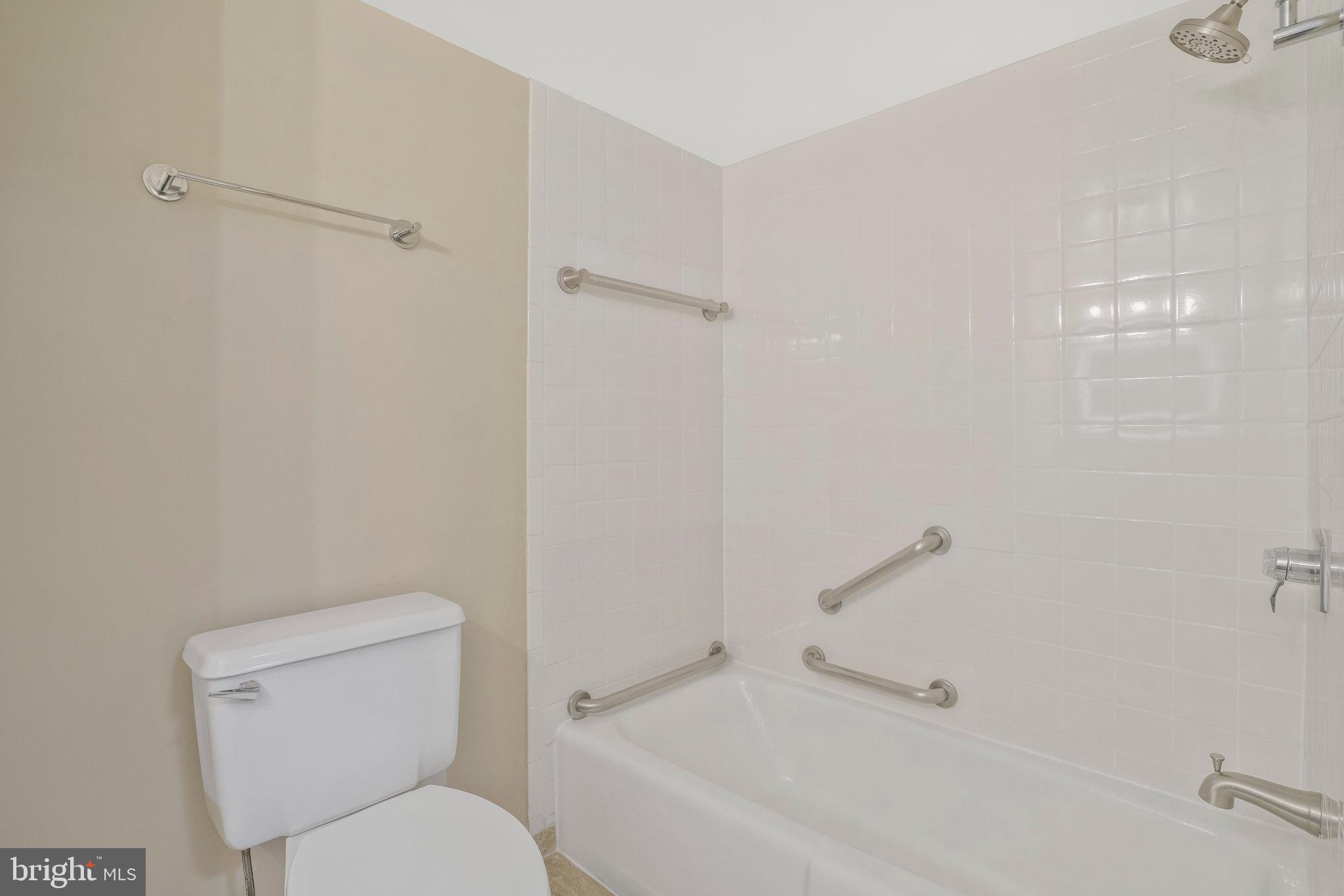 TOWER VILLAS - Residential