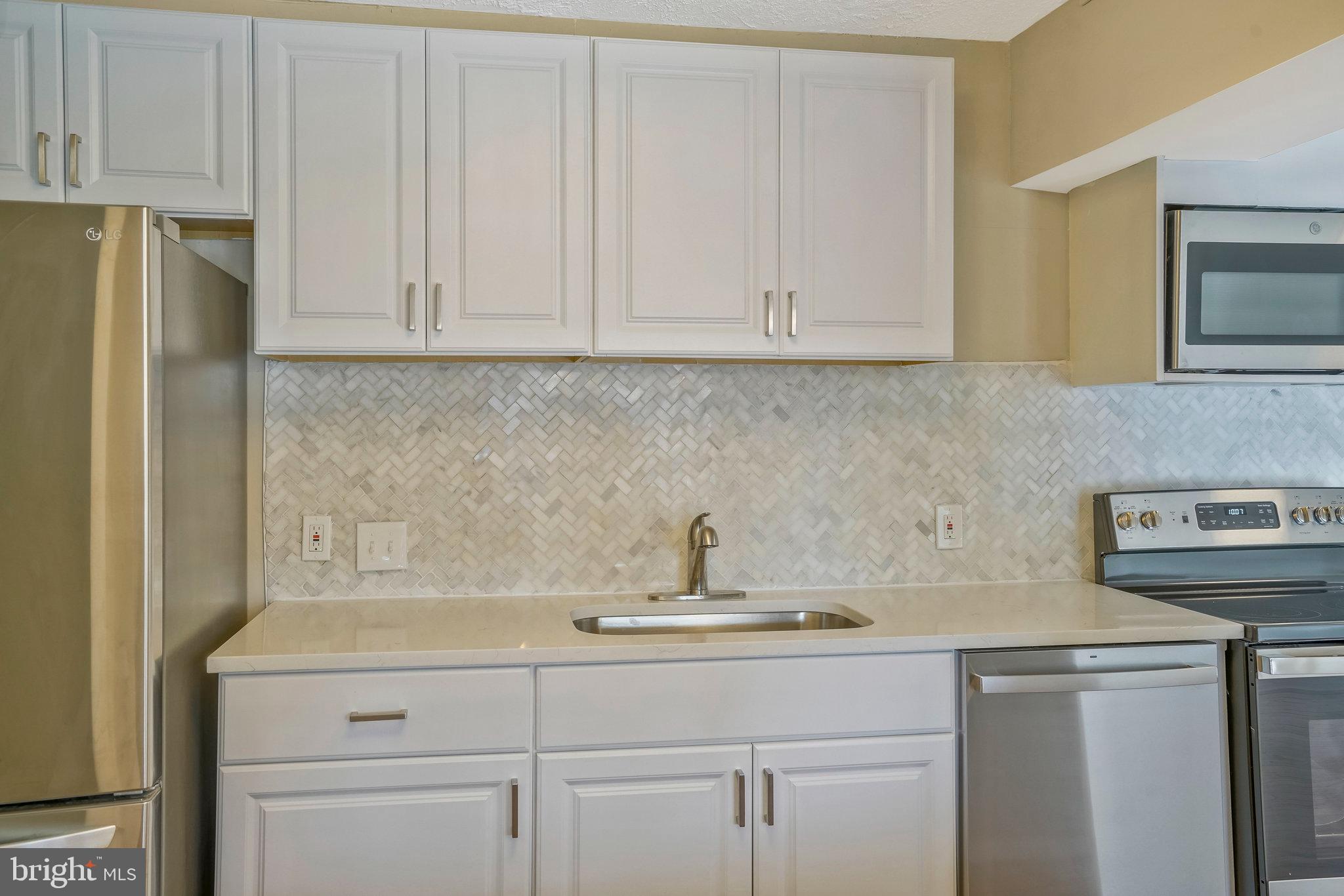 TOWER VILLAS - Residential