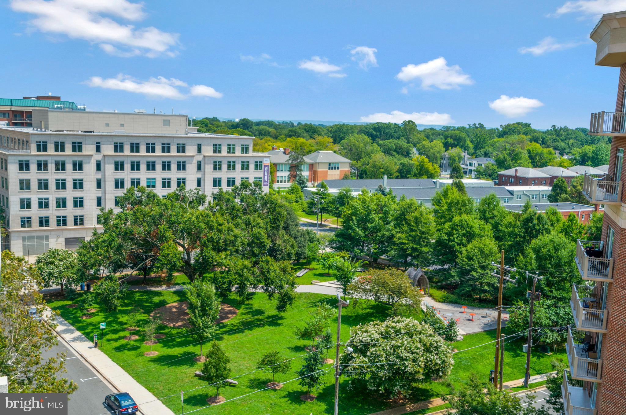 TOWER VILLAS - Residential