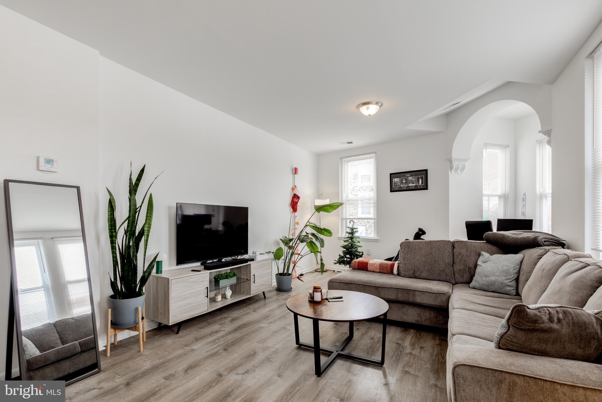 MANAYUNK - Residential Lease