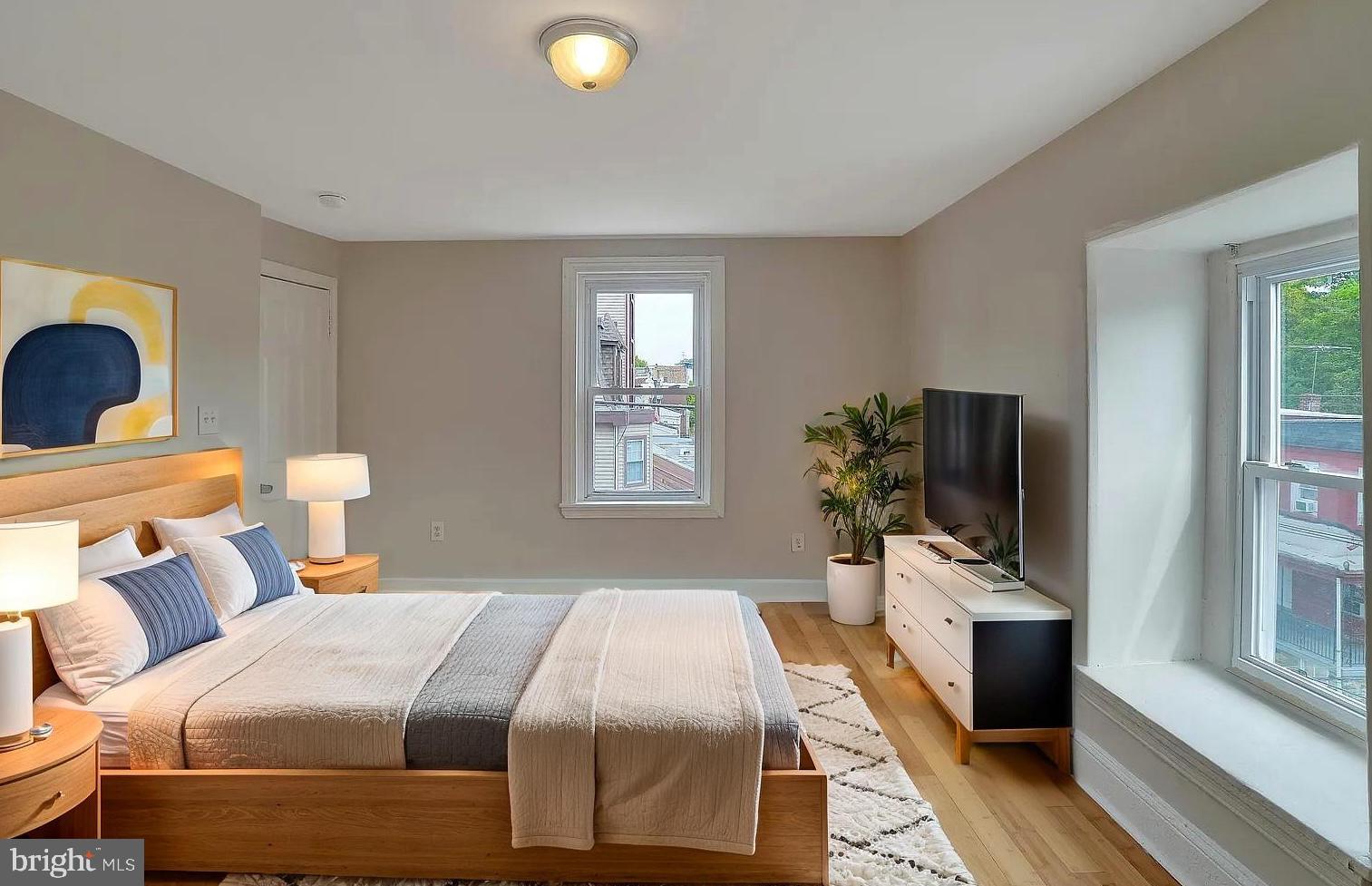 WEST OAK LANE - Residential Income