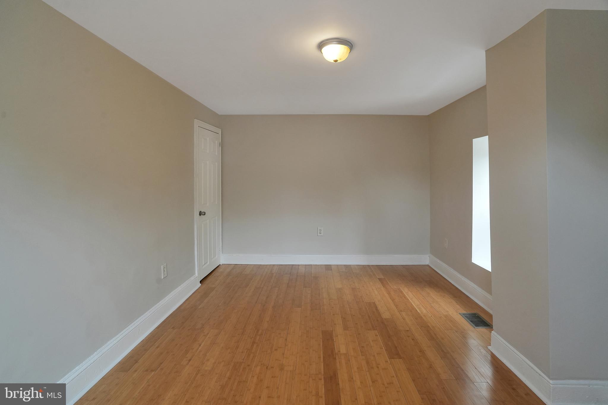 WEST OAK LANE - Residential Income