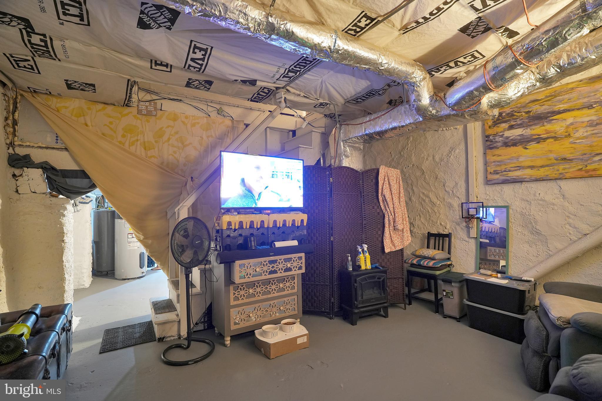 WEST OAK LANE - Residential Income